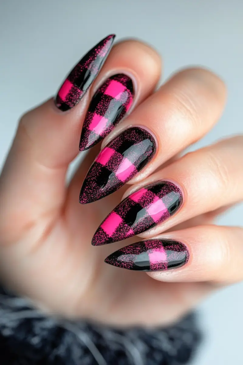 black-and-pink-nails-ideas